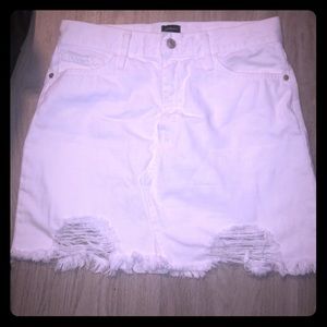 white denim skirt